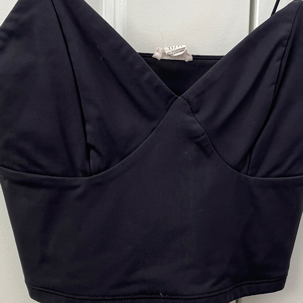 GARAGE Crop Top